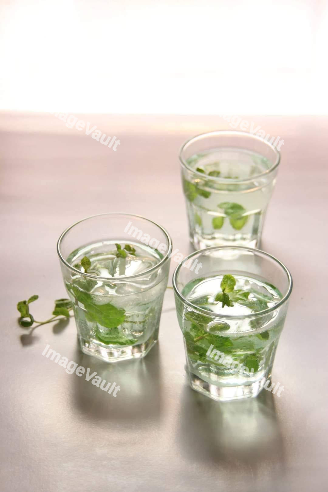 Glasses with mint and water